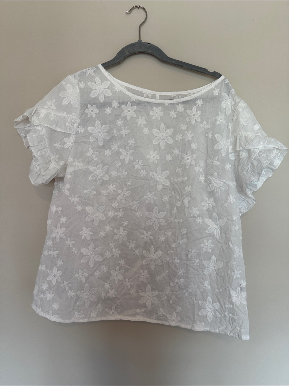 SHEIN White Floral Embroidered Ruffle Sleeve Top